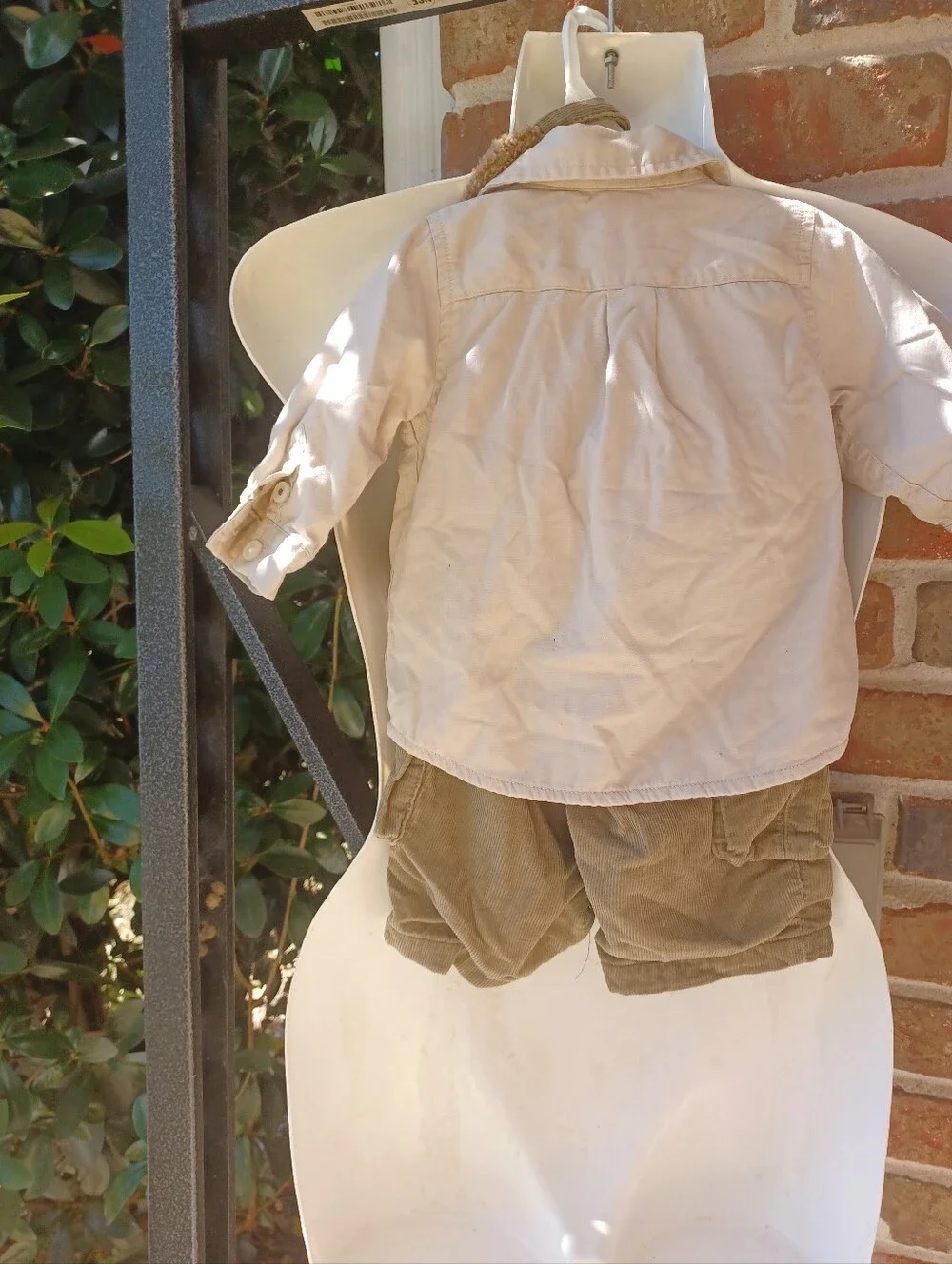 GAP Infant Button-Up Shirt - Light Beige - Picture 5 of 6